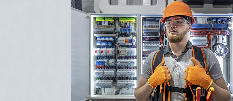 баннер Звони сейчас: <a href="tel:+79787038227" rel="nofollow noopener noreferrer" target="_blank">8&nbsp;(978)&nbsp;703&nbsp;82&nbsp;27</a> Очное обучение<br> на электрика! 